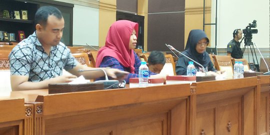 Baiq Nuril di Komisi III DPR: Mudah-mudahan Bapak Ibu Mempertimbangkan Amnesti Saya