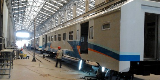 PT INKA Kirim 26 Gerbong Kereta ke Bangladesh