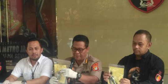 melakukan transaksi rev1