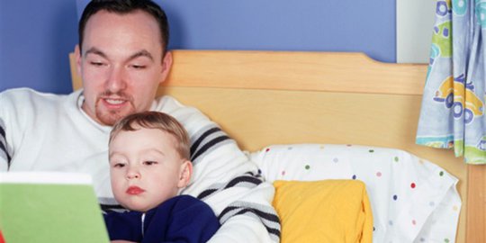 baik bagi perkembangan kepribadian anak, ini manfaat mendongeng pada anak