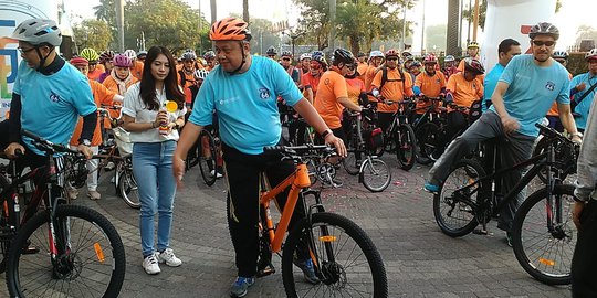 Pakai Sepeda Oranye, Gubernur BI Pimpin Gowes Bareng