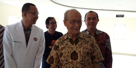 Kesehatan Membaik, Buya Syafii Rindu Bersepeda dan Makan Tengkleng