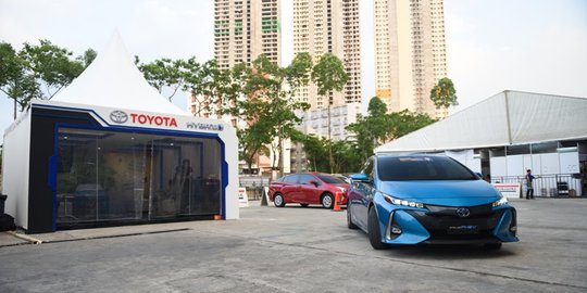 Hari Terakhir GIIAS 2019: Masih Ada Kesempatan Test Drive Mobil Listrik Loh