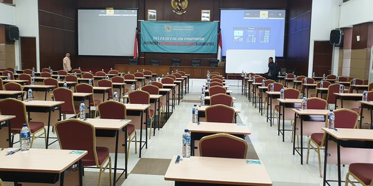 Tak Ada Persiapan Khusus, Basaria & Irjen Firli Yakin Lolos Psikotes Capim KPK
