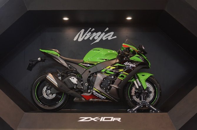 kawasaki zx 10r