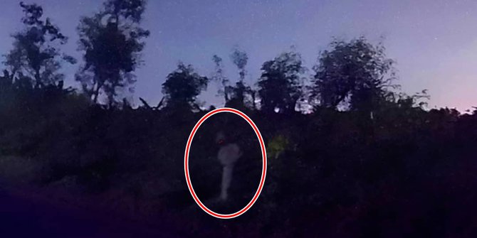 66+ Foto Foto Penampakan Pocong Gratis Terbaik