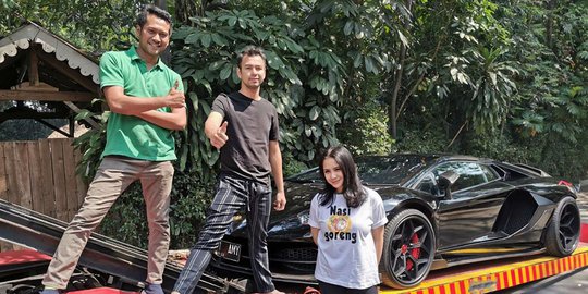 Raffi Ahmad Pamer Mobil Lamborghini Miliaran, Warganet Salfok dengan Penampilan Gigi