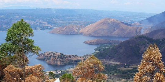 Presiden Jokowi Nilai Kawasan Danau Toba Berpotensi Tarik Investasi Super Besar