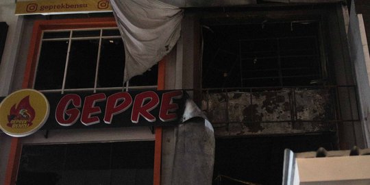 Kondisi Gerai Geprek Bensu Fatmawati Usai Terbakar