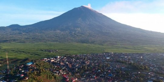 Selama Juli Ada 4 Gunung Api di Indonesia Berstatus Siaga