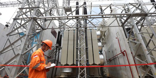 Pegawai PLN Galang Dana Listriki Masyarakat Miskin