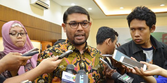 ramai-ramai minta jokowi tunjuk jaksa agung non politisi