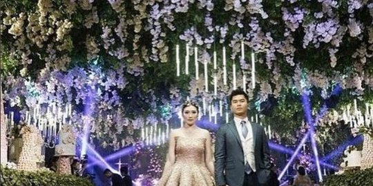 rich surabaya undang penyanyi luar negeri rev2