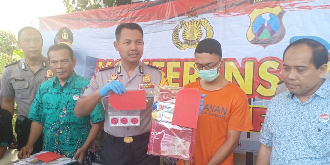 Gerebek Panti Pijat Plus di Kediri, Polisi Amankan Terapis ABG