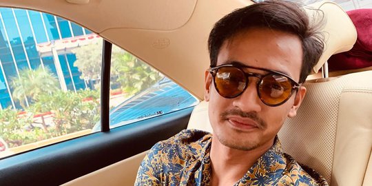 Bibi Ardiansyah Pakai Cincin di Tangan Kanan, Vanessa Angel Tulis Komentar Begini