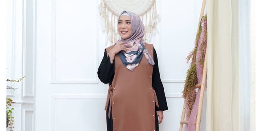 Dapat Kado Baju Bayi, Fitri Tropica Mengaku Sampai Terharu