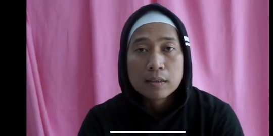 Bikin Ngakak! Penyebab Listrik Padam, Denny Cagur Unggah Video SUTET Main Lompat Tali