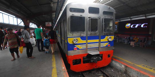 KRL Kembalikan Kerugian Penumpang di Semua Stasiun Imbas Listrik Padam
