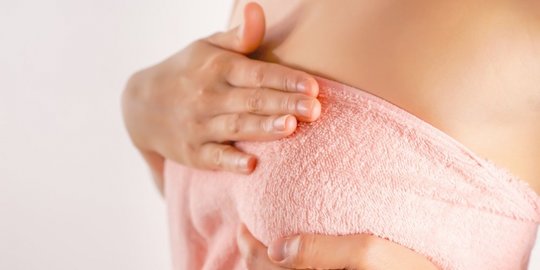 5 masalah kesehatan yang mungkin muncul akibat menggunakan bra terlalu kecil