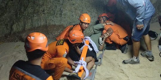 Bermain Paragliding, Turis Prancis Terjatuh di Tebing Ungasan Bali