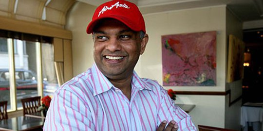 Perjalanan Karir Tony Fernandes, dari Pelayan Hotel Hingga jadi Bos AirAsia