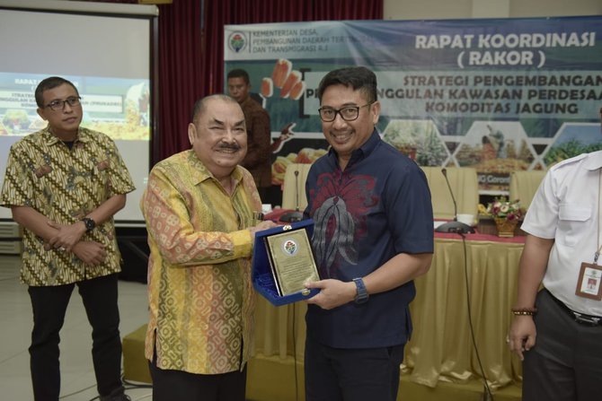 rapat koordinasi strategi pengembangan prukades komoditas jagung