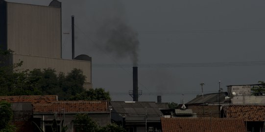 DKI Sanksi PT Mahkota Indonesia karena Kontribusi Pencemaran Udara