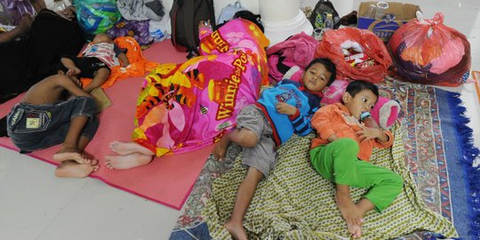 Bukan Popok atau Susu Formula, Hal Ini yang Sebenarnya Dibutuhkan Bayi Saat Bencana
