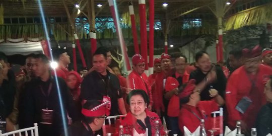 Mega: Sampai Hari Ini Susah Banget Loh Ketemu Pak Jokowi