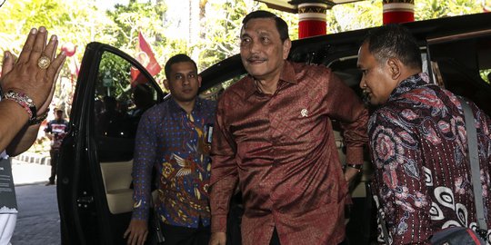 Tokoh Politik dan Menteri Kabinet Kerja Hadiri Kongres V PDIP