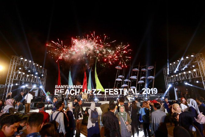 banyuwangi beach jazz festival hadirkan glenn fredly