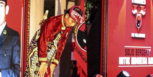 Jokowi Dinilai Sudah Tunjukan Sikap Tak Mau Diatur Susun Kabinet