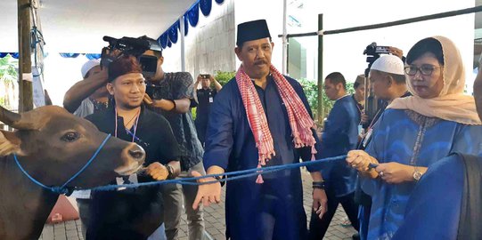 Deputi Senior BI Terharu Saksikan Pemotongan Hewan Kurban