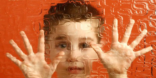 anak anda menunjuk ke sesuatu atau benda yang menarik perhatiannya