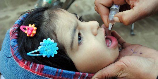 Amankah Jika Seorang Anak Hanya Mendapat Imunisasi yang Diwajibkan Pemerintah?
