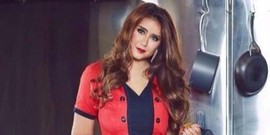 deretan koki wanita indonesia ini dikenal cantik dan seksi