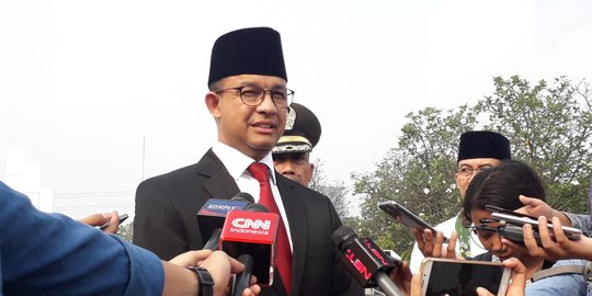 Anies Perintahkan PNS Upacara Bendera 17 Agustus di Pulau Reklamasi