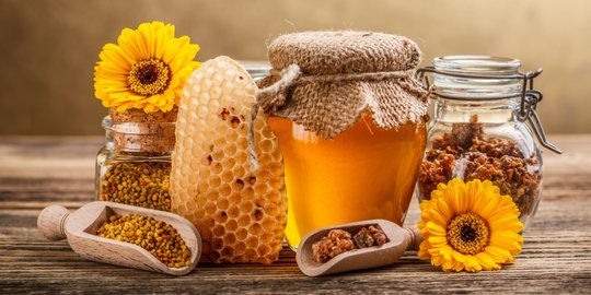 5 bahan alami yang bisa membantu menghilangkan bekas jerawat dari wajah