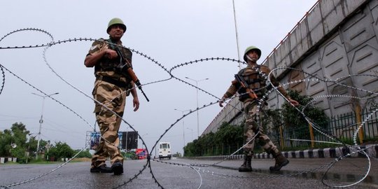 Sambut Hari Kemerdekaan, India Longgarkan Jam Malam di Kashmir