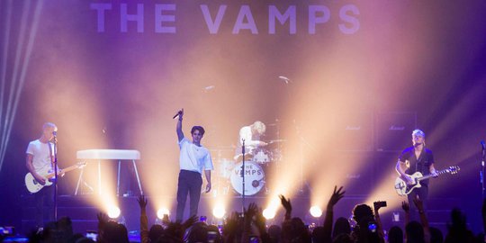 Aksi The Vamps Menggebrak Jakarta