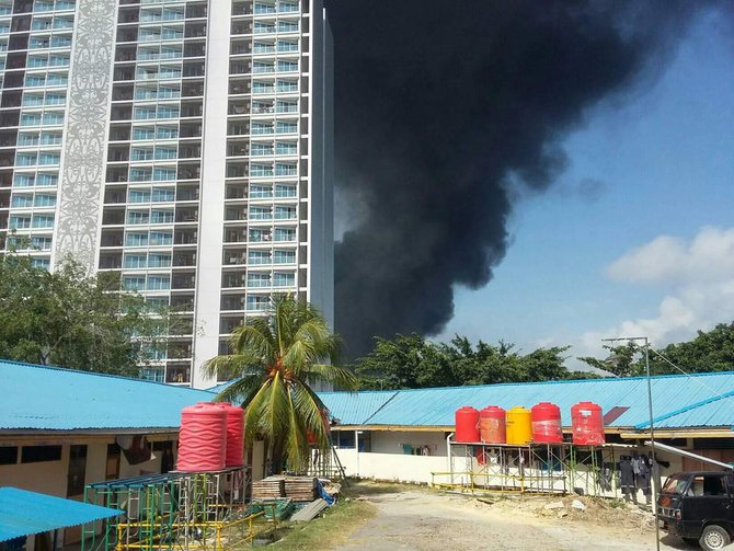 kilang minyak pertamina terbakar