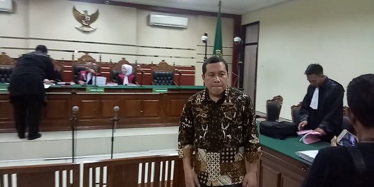 Kembalikan Uang Korupsi Rp 167 Juta, Pejabat Gresik Dituntut Jaksa 5 Tahun Penjara