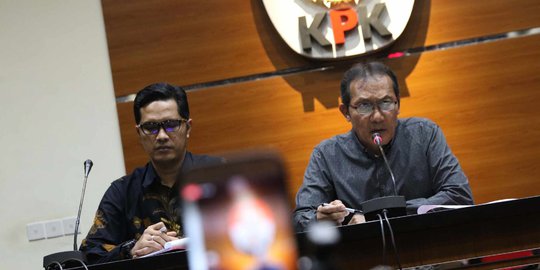 KPK Amankan Pemilik Dealer Mobil Mewah Suap Pejabat Pajak Rp 1,8 Miliar