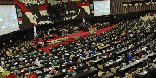 Sandiaga, Ma'ruf Amin Hingga Megawati akan Hadiri Sidang Tahunan 2019