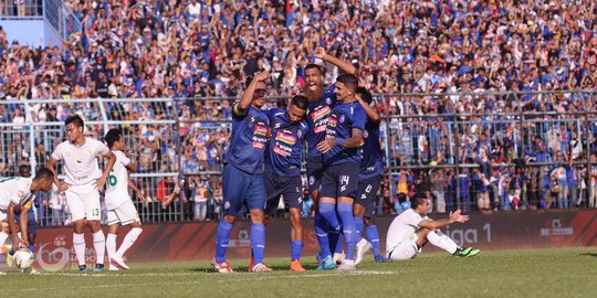 Hasil Shopee Liga 1 2019: Arema FC Gilas Persebaya Surabaya dengan Skor 4-0