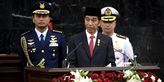 Jokowi: Undang-Undang Menyulitkan Rakyat Harus Dibongkar