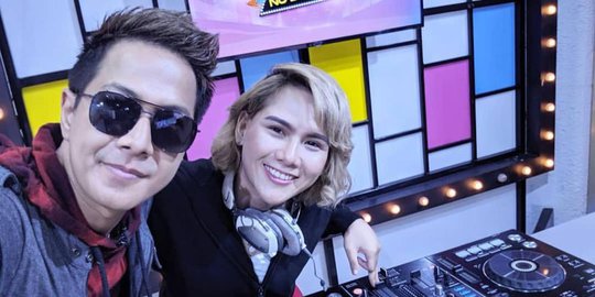 besar dari evelin rev1