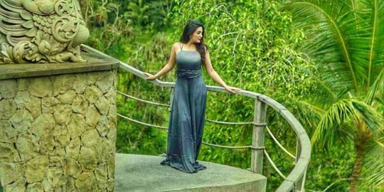 7 potret cantik dan seksi ashanty saat liburan di bali