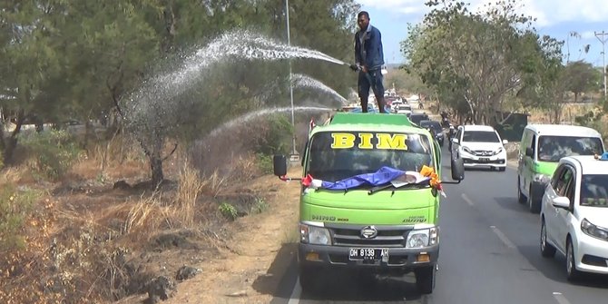74 Gambar Air Untuk Menyiram Tanaman HD 74 Gambar Air Untuk Menyiram Tanaman HD