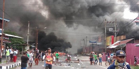 Polisi Buru 5 Akun Diduga Penyebar Hoaks Mahasiswa Papua Tewas di Surabaya